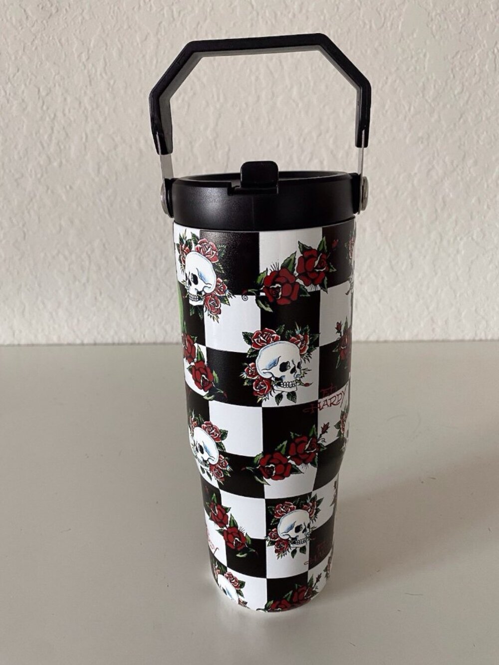 Ed Hardy Skull‎ Roses Checkered Tumbler Travel Mug Straw Handle BPA Free 30 Oz